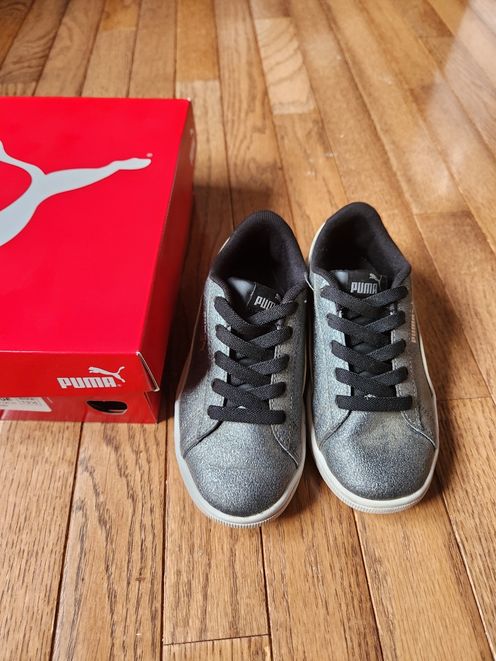 PUMA Kids Silver Glitter Low-Top Sneakers